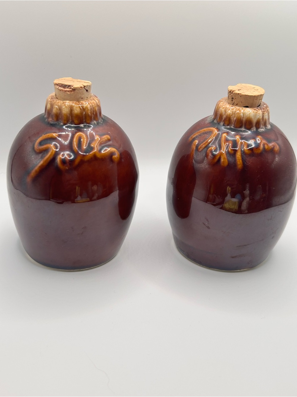 Vintage Hull Pottery Brown Drip Salt & Pepper Shakers | Little Brown Jug Set